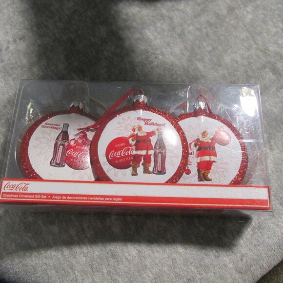 2009 Coca Cola Ornaments NIB - Picture 1 of 9
